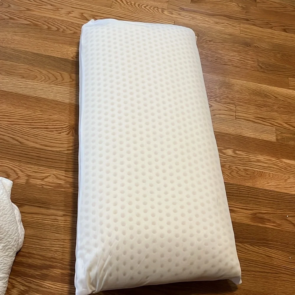 Sijo CLIMA Latex Pillow King Size NIP
